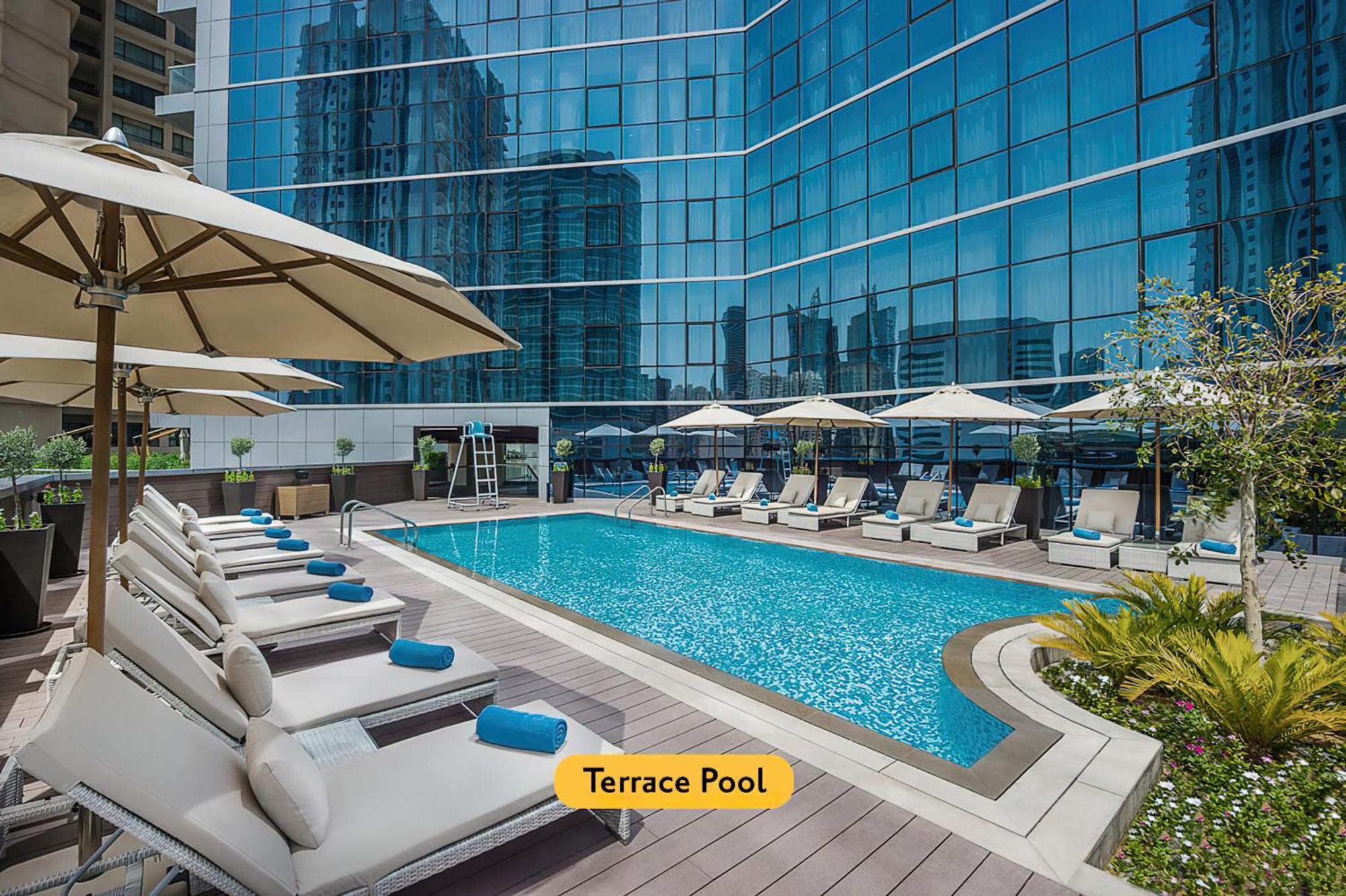 Tryp By Wyndham Dubai Hotel Exterior photo Terrace Pool
