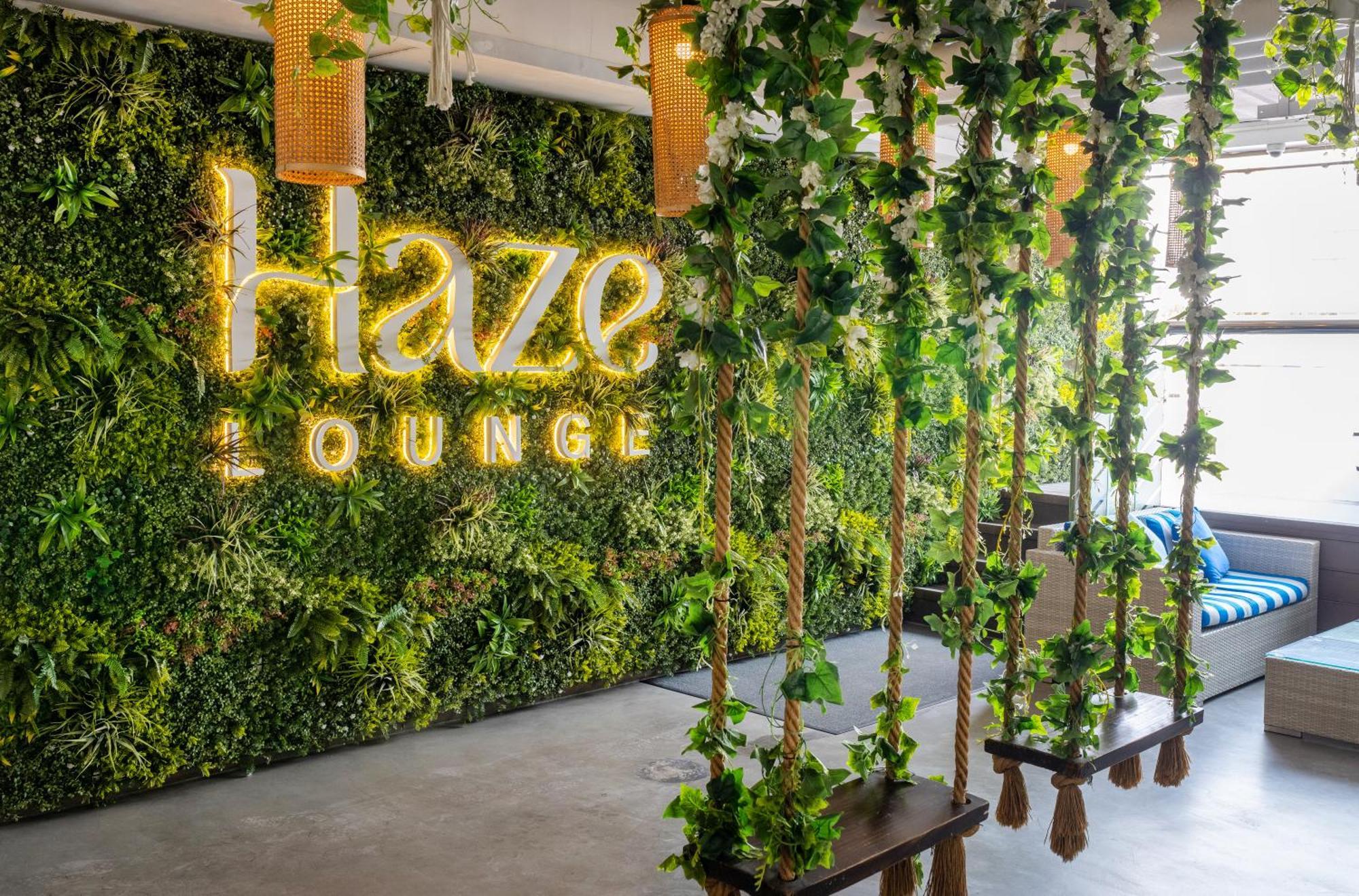 Tryp By Wyndham Dubai Hotel Exterior photo Haze Lounge