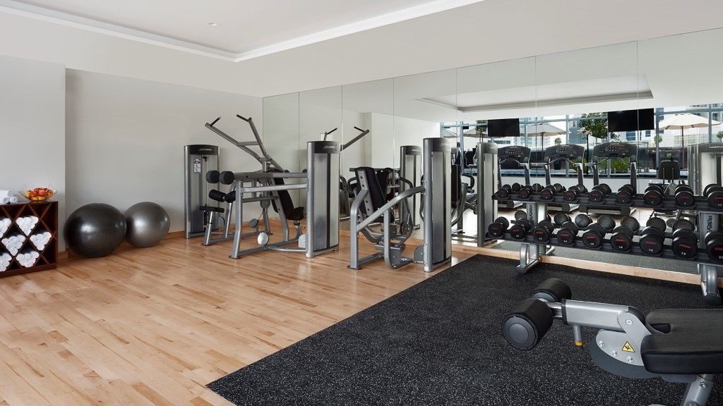 Tryp By Wyndham Dubai Hotel Exterior photo Gym equipment